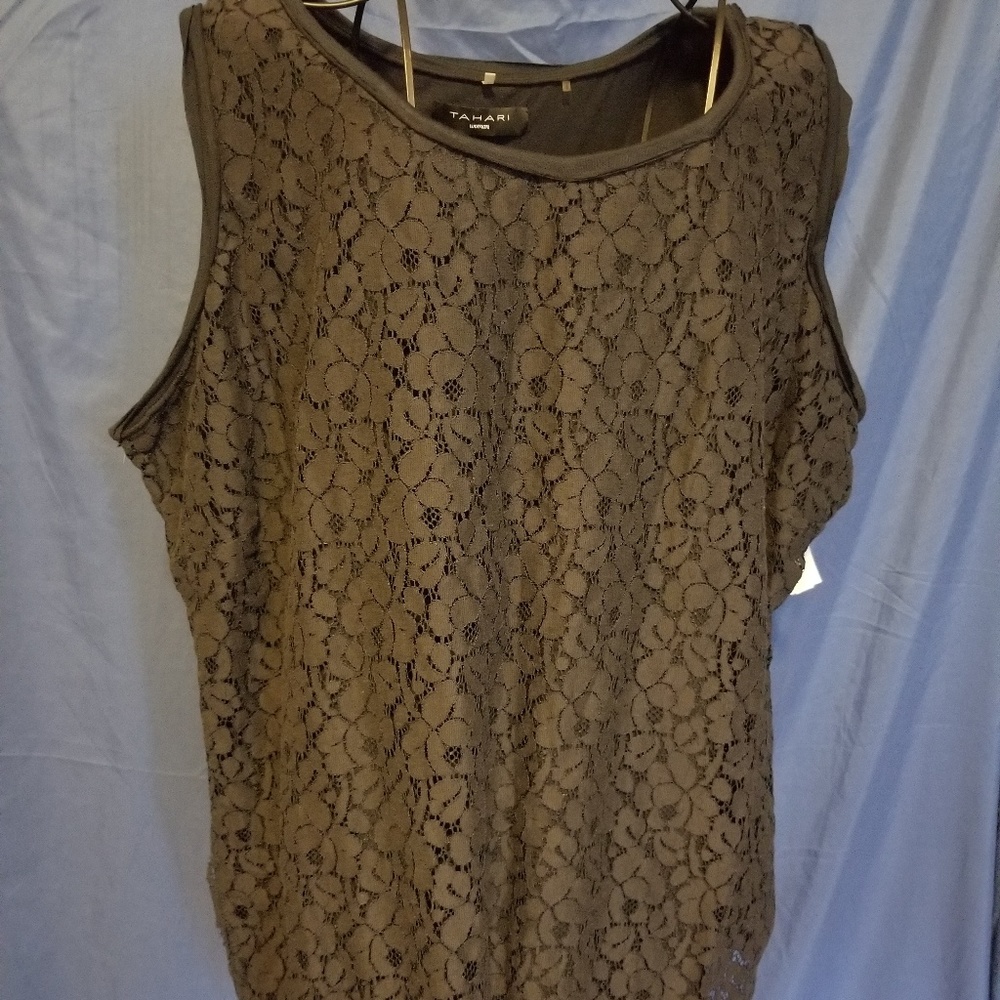 COPY - Tahari black lace overlay +size tank
